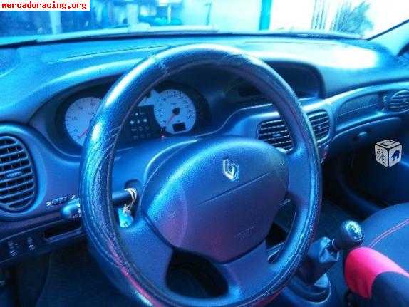 Megane coupe 1.6 16v,año 2002