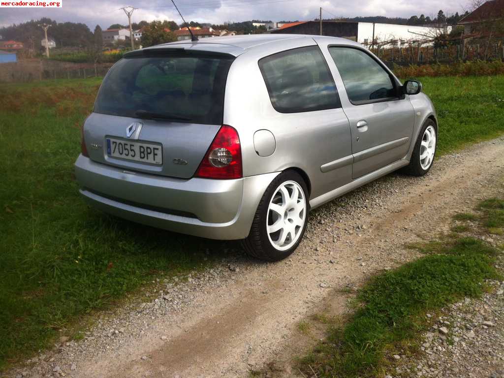 Se vende clio sport