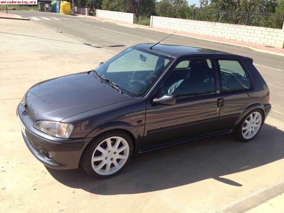 Se vende o cambia peugeot 106 gti original