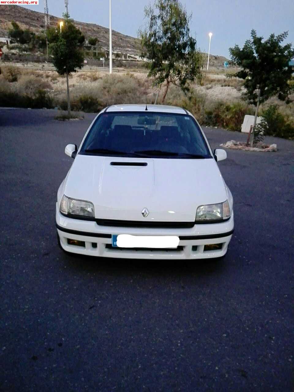 Se vende clio 16v recien restaurado