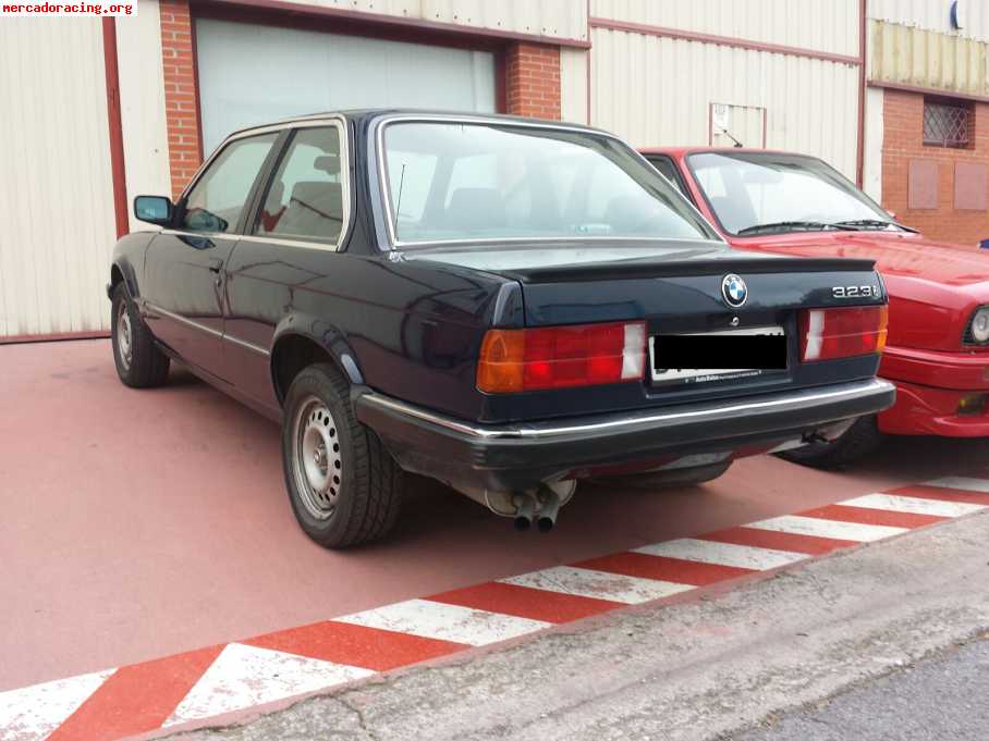 Bmw e30 323i 