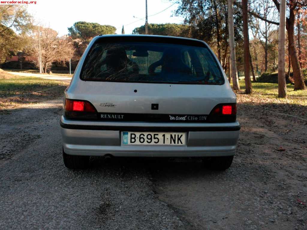 Renault clio 16v 