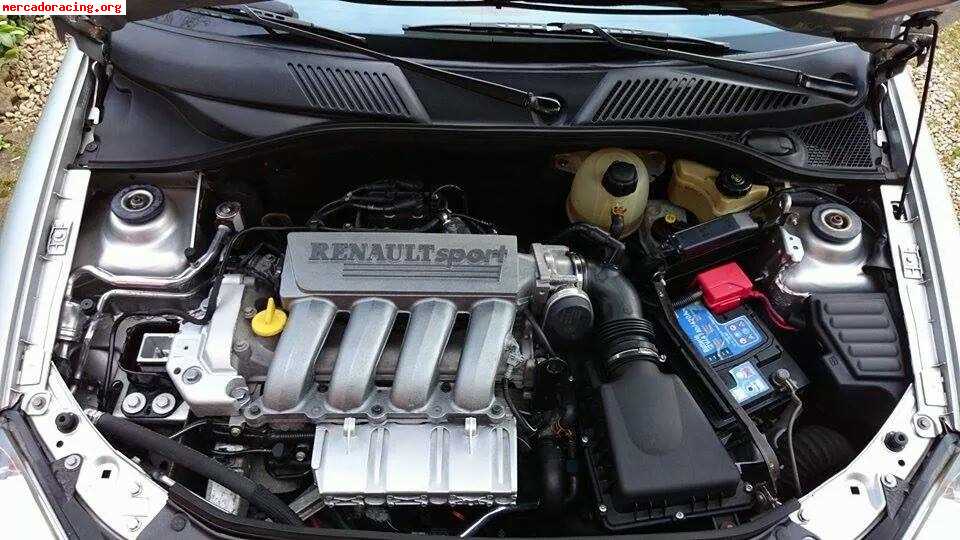 Clio sport 182