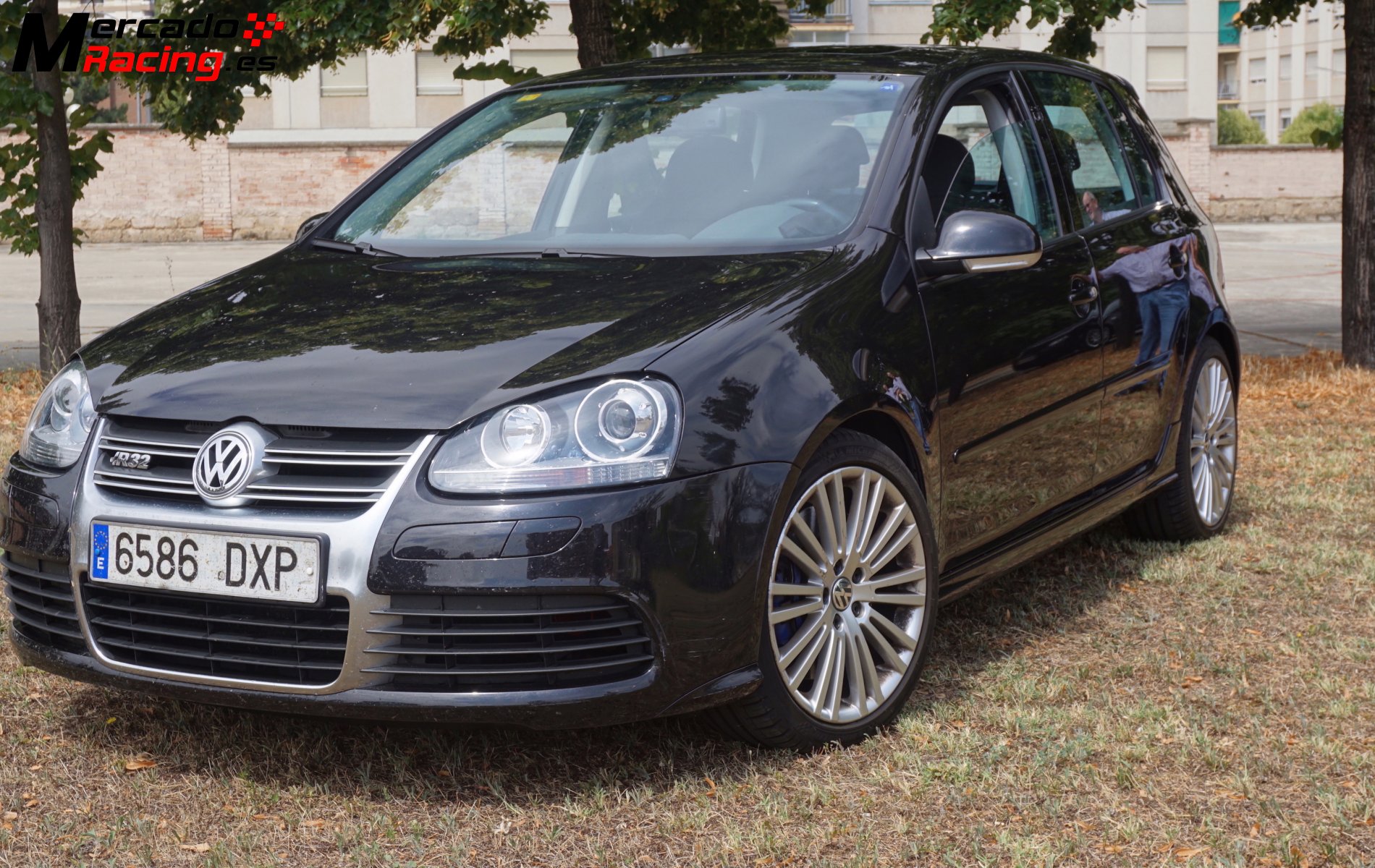 Golf r32