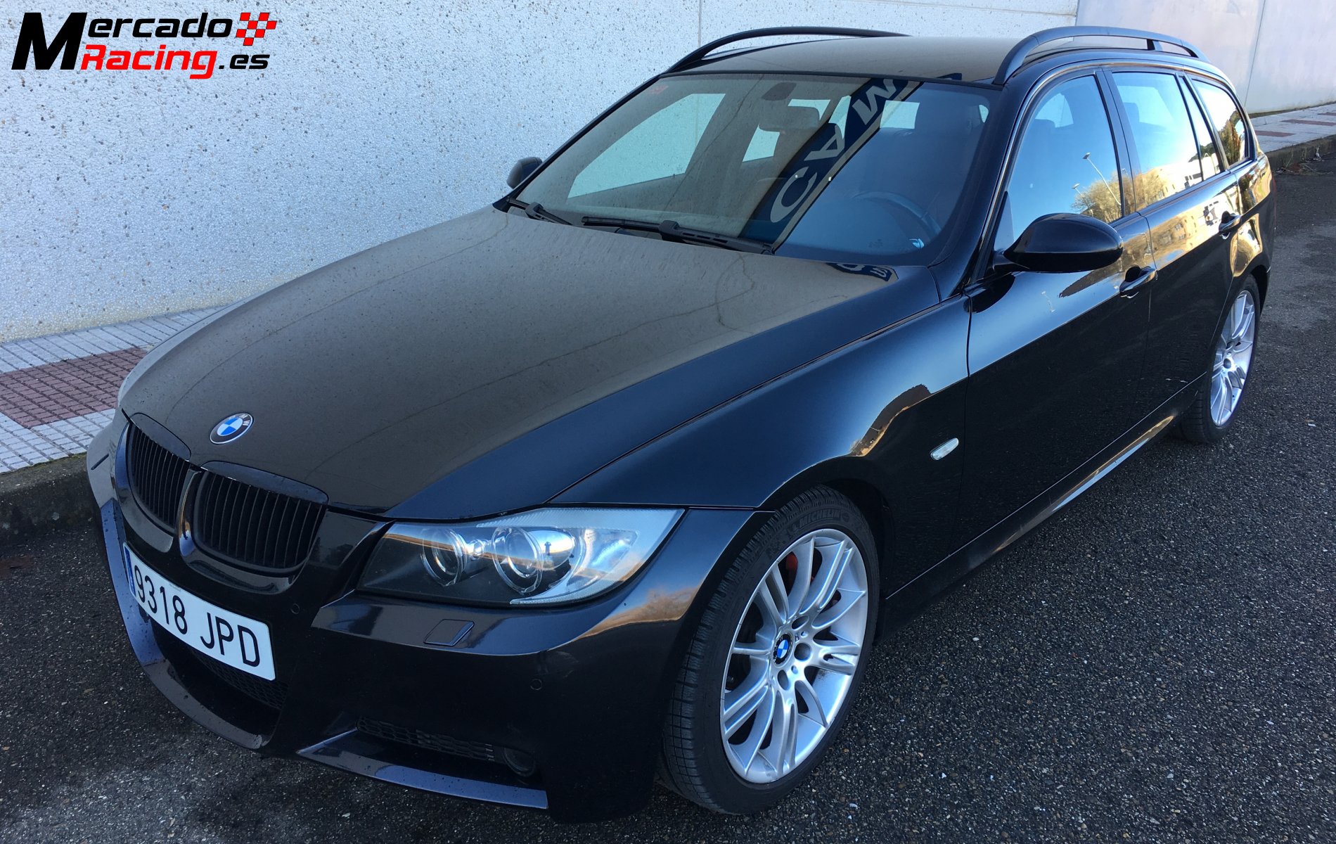 Se vende o se cambia bmw 335d touring pack m! 
