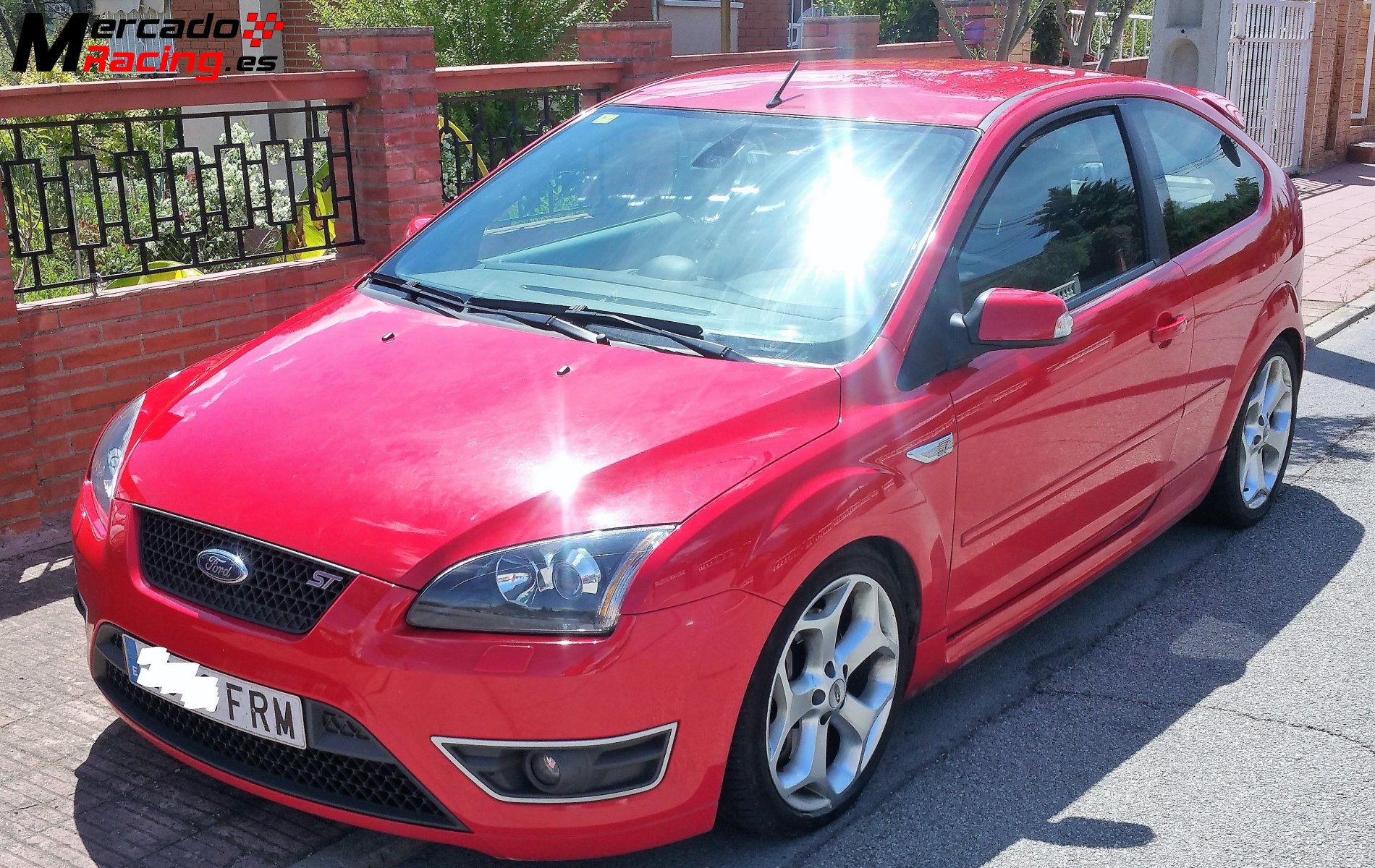 Ford focus 2.5 st 225 cv.