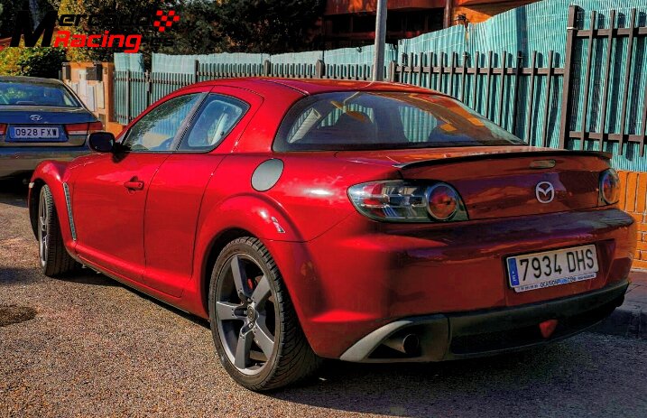 Mazda rx8 rojo