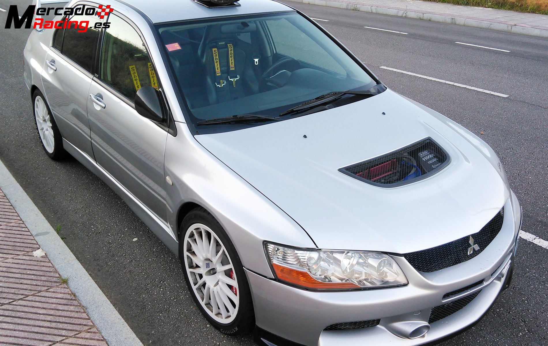 Mitsubishi lancer evolution gsr