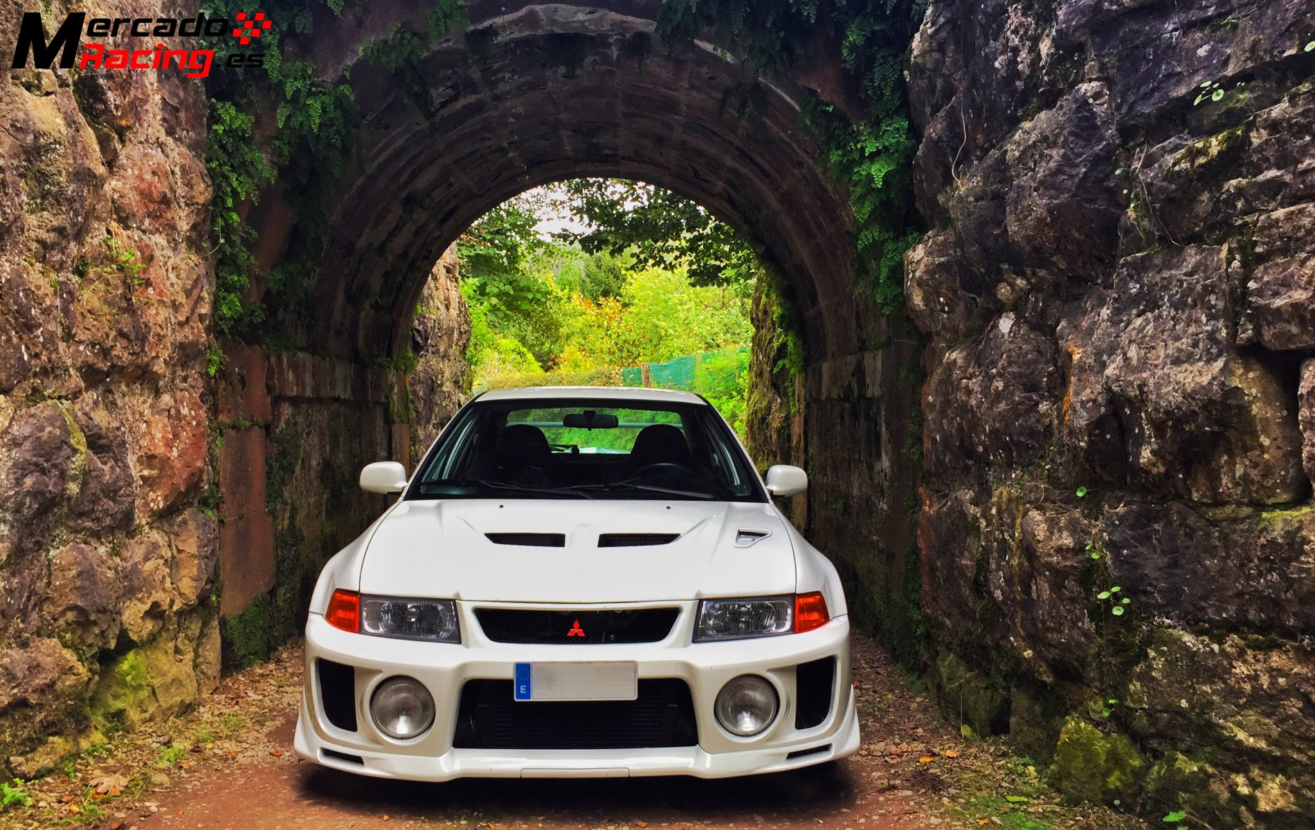 Mitsubishi lancer evolution v