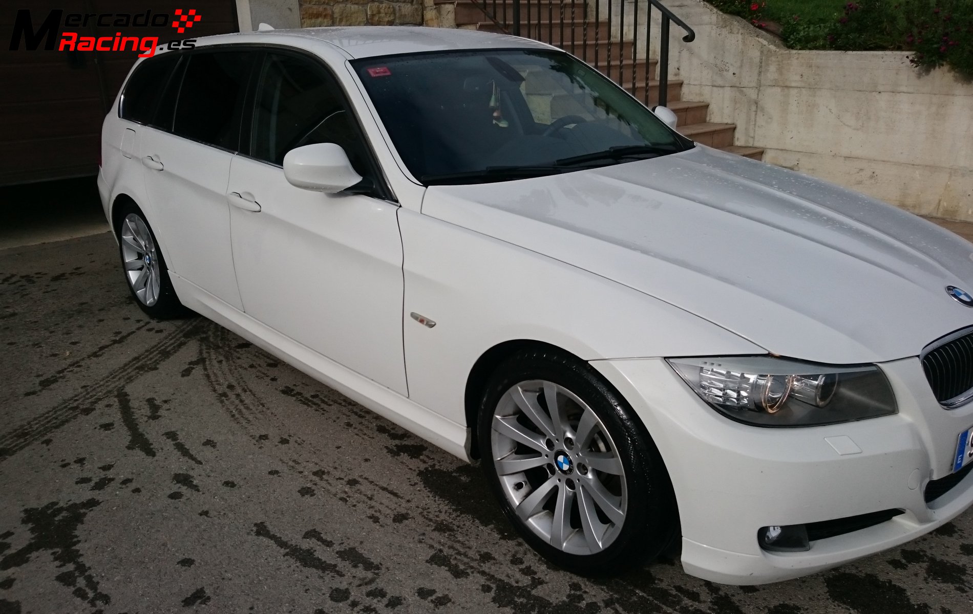 Se vende bmw e91 330d