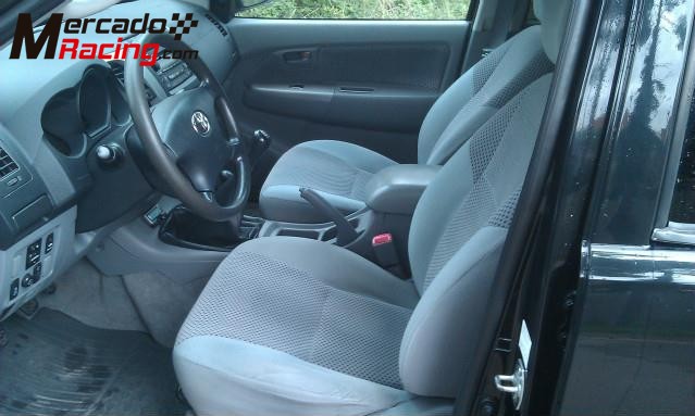 Toyota hilux 3.0d-4d cb.doble vxl