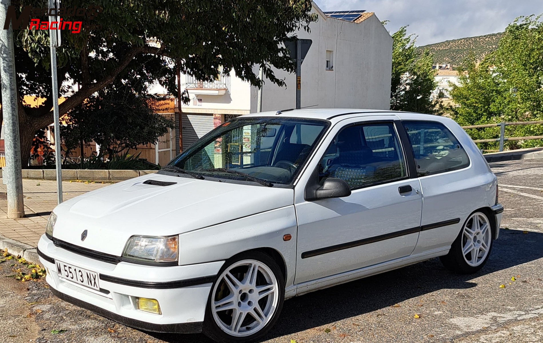 Clio 16v