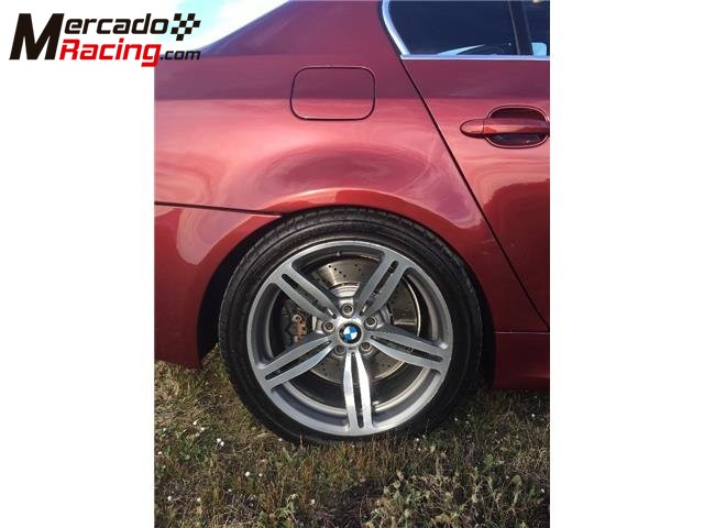 Bmw m5 rojo indianapolis con interior blanco. unico!!