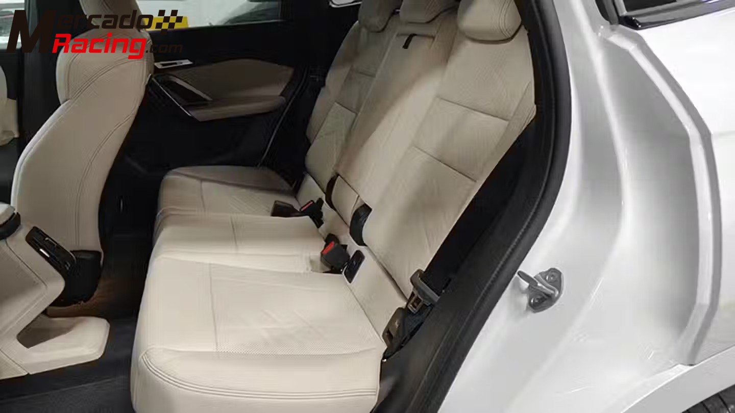 Bmw ix1 edrive20 (204 cv) pack m