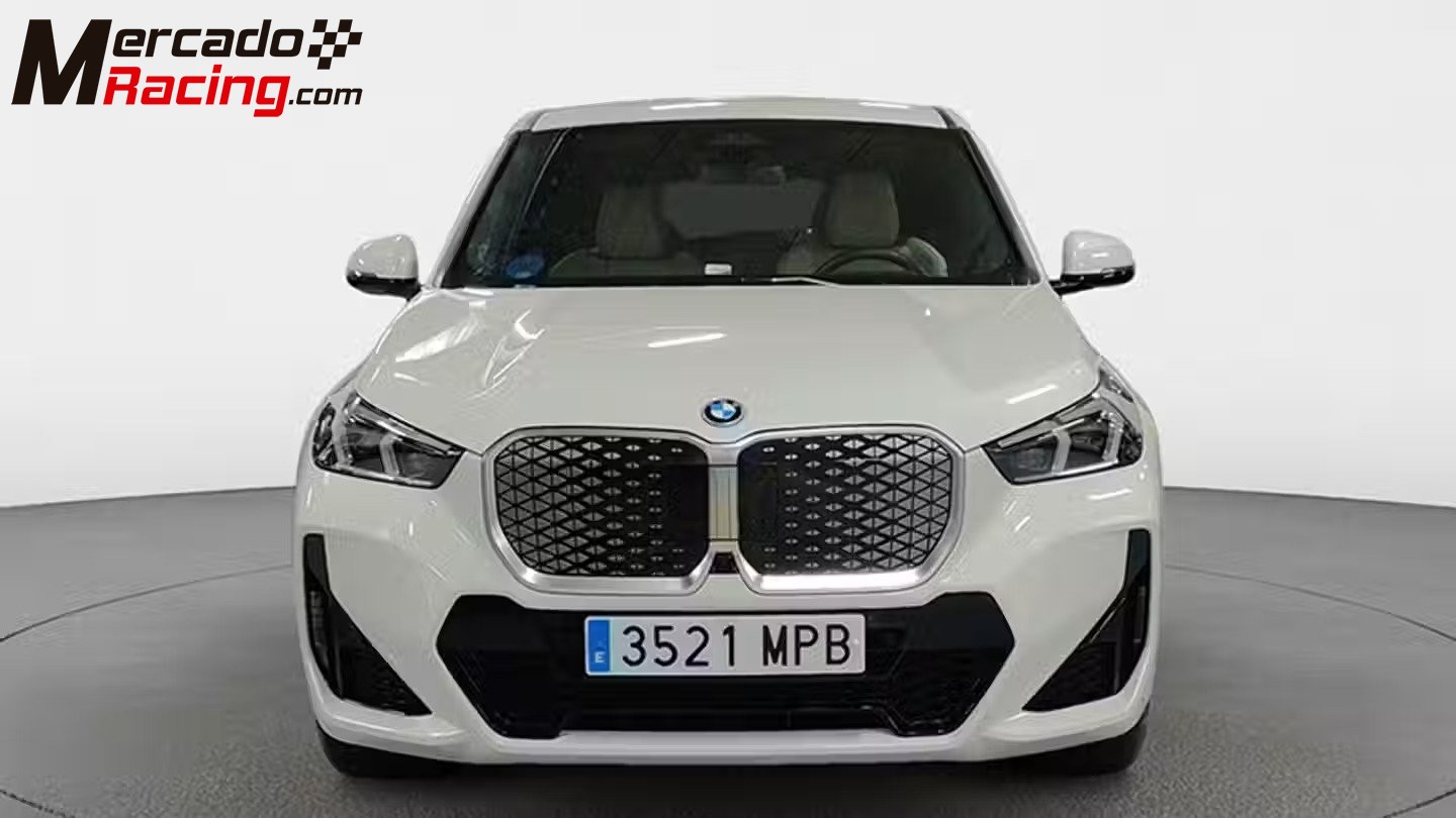 Bmw ix1 edrive20 (204 cv) pack m