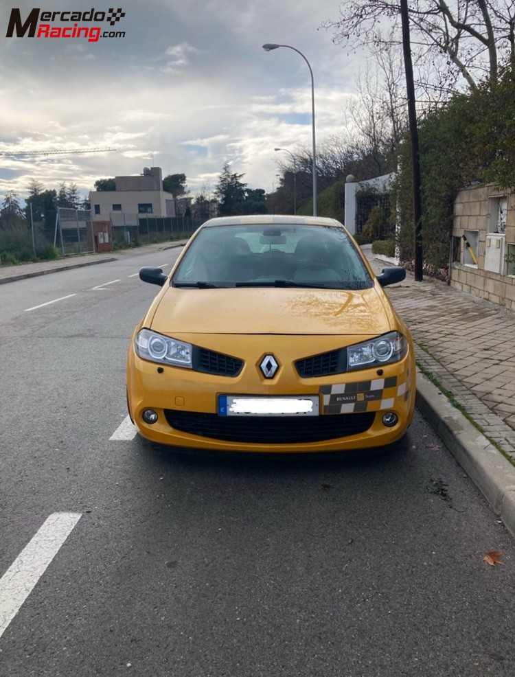 Renault megane sport r26 f1 team 230