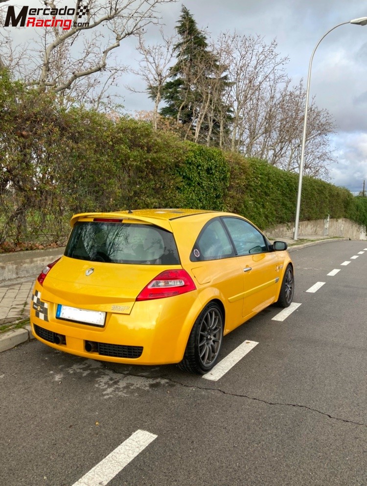 Renault megane sport r26 f1 team 230