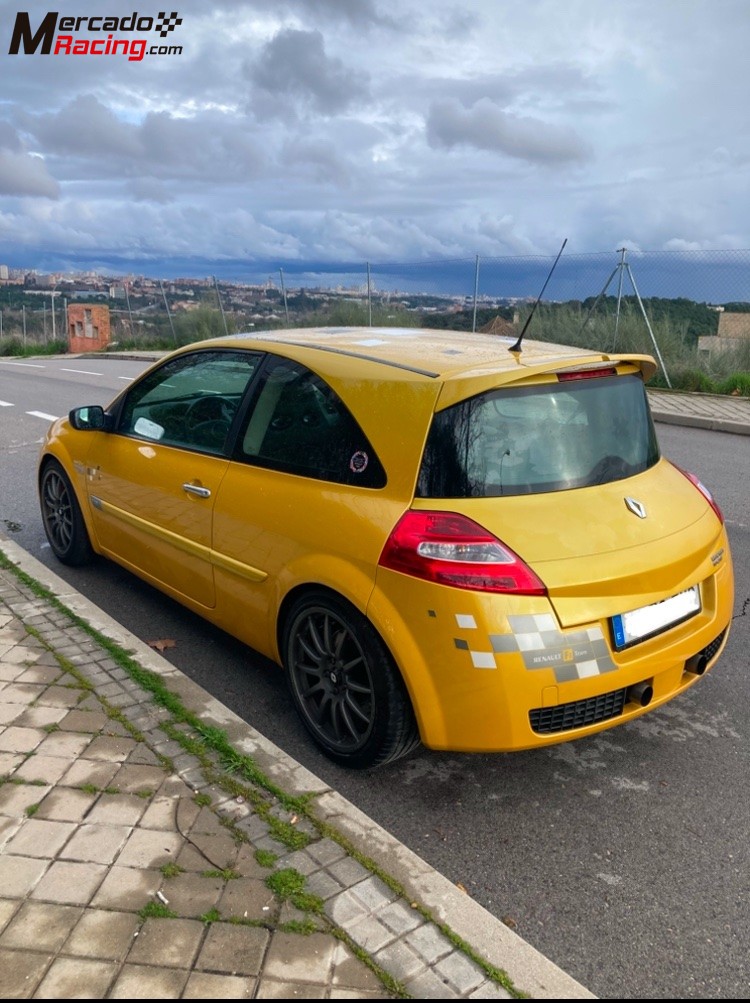 Renault megane sport r26 f1 team 230