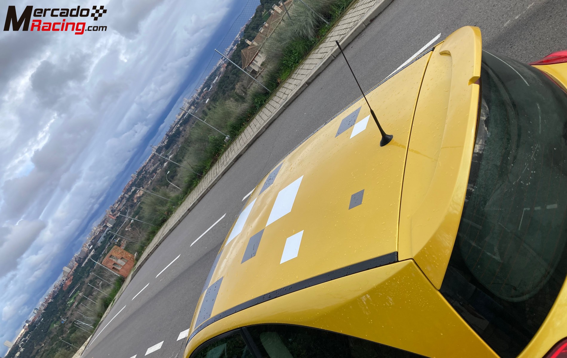 Renault megane sport r26 f1 team 230
