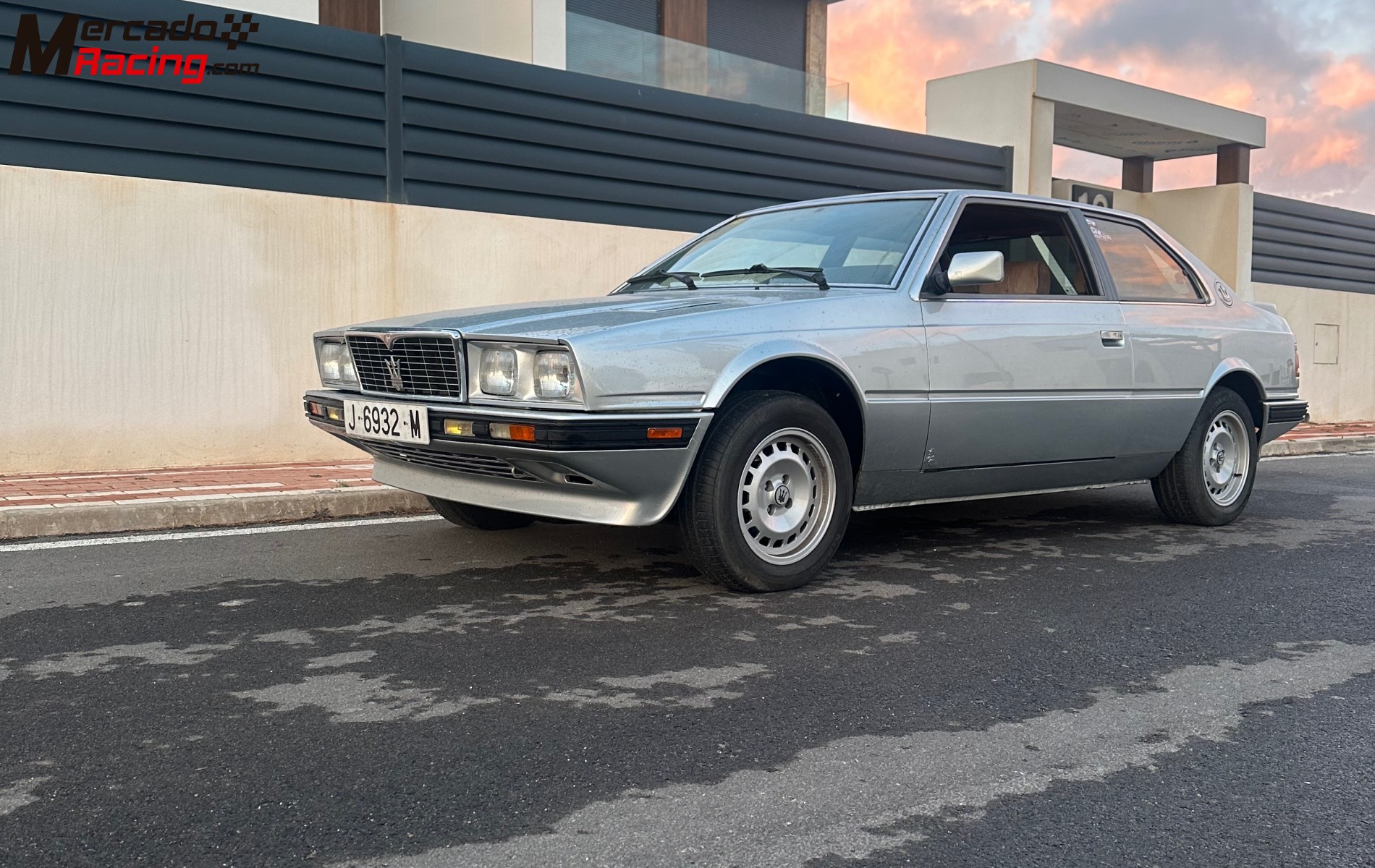 Se vender maserati biturbo 