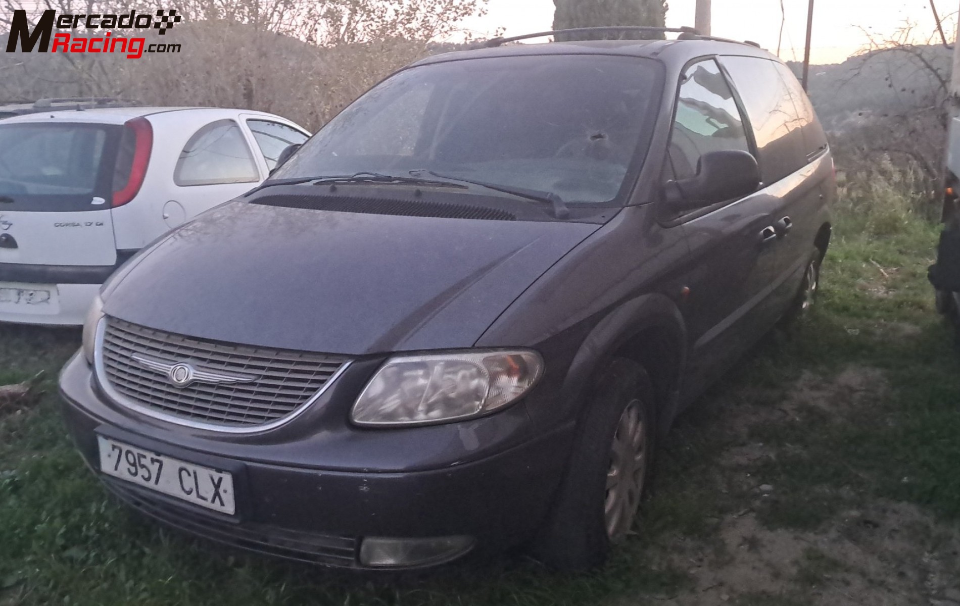Chrysler voyager 2.5 crd 7 plazas a revisar 