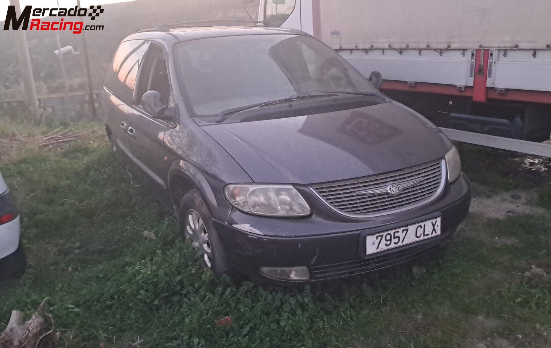 Chrysler voyager 2.5 crd 7 plazas a revisar 