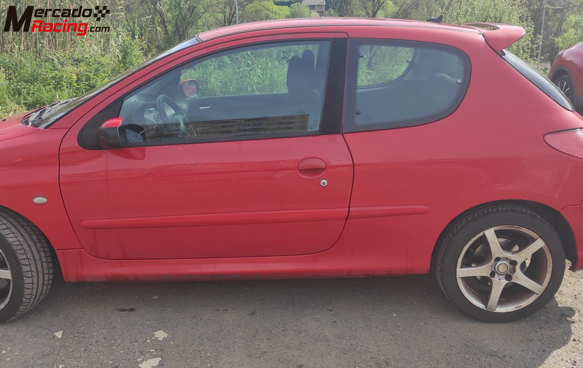 Se vende peugeot 206