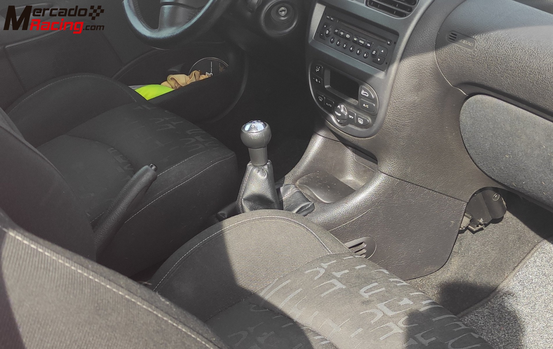 Se vende peugeot 206