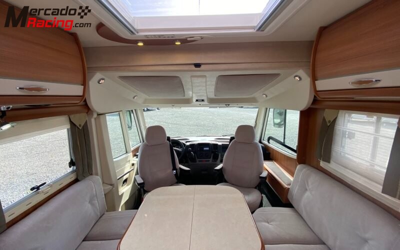 Autocaravana integrada rapido 983 f à venda por 9000€