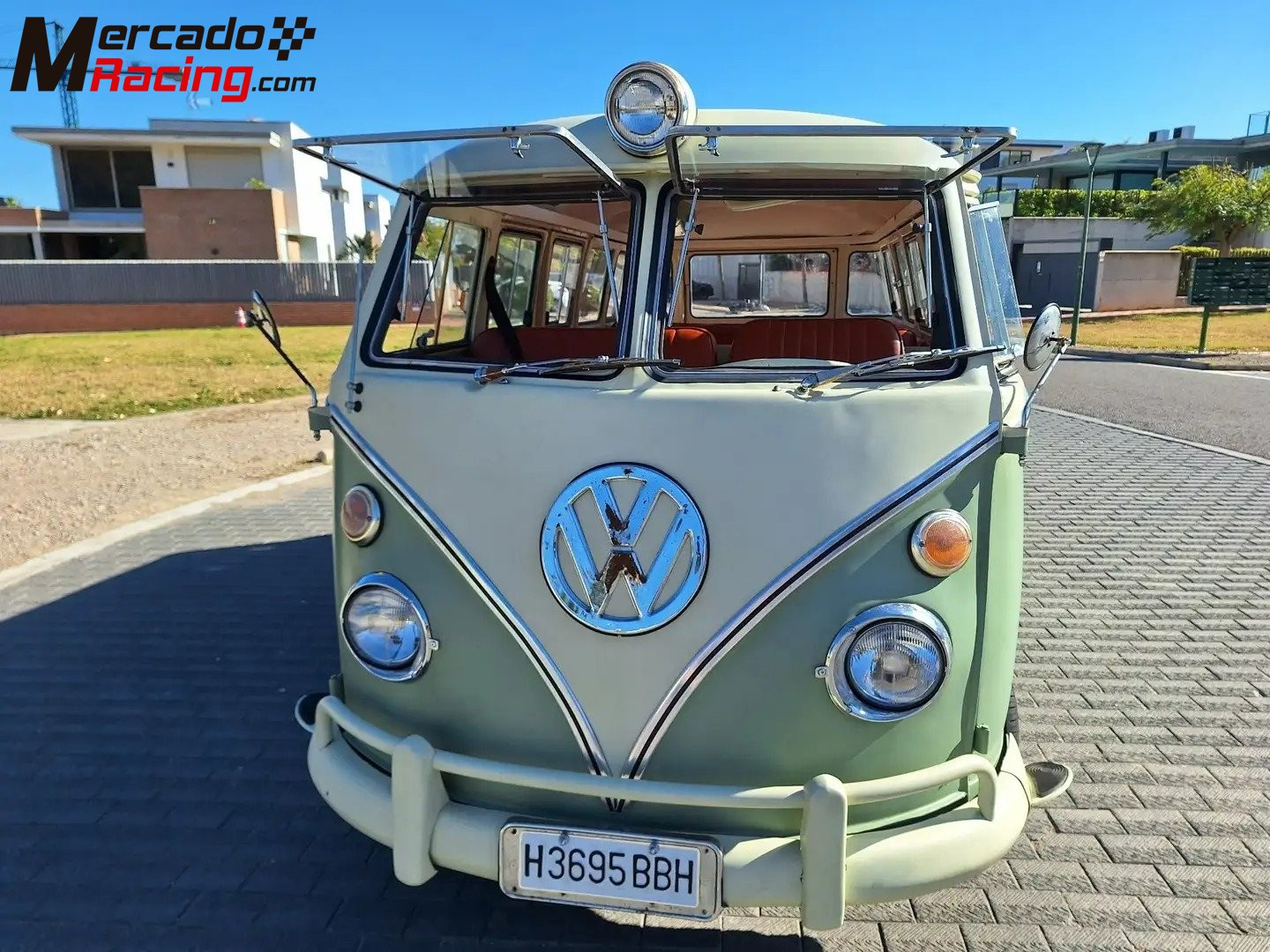 Volkswagen t1 kombi samba split window 19