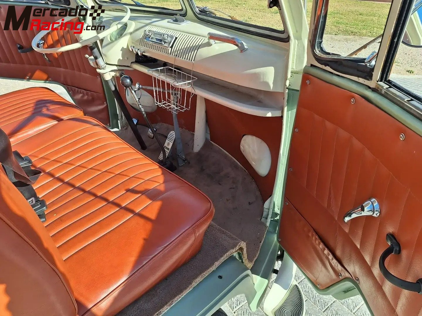 Volkswagen t1 kombi samba split window 19