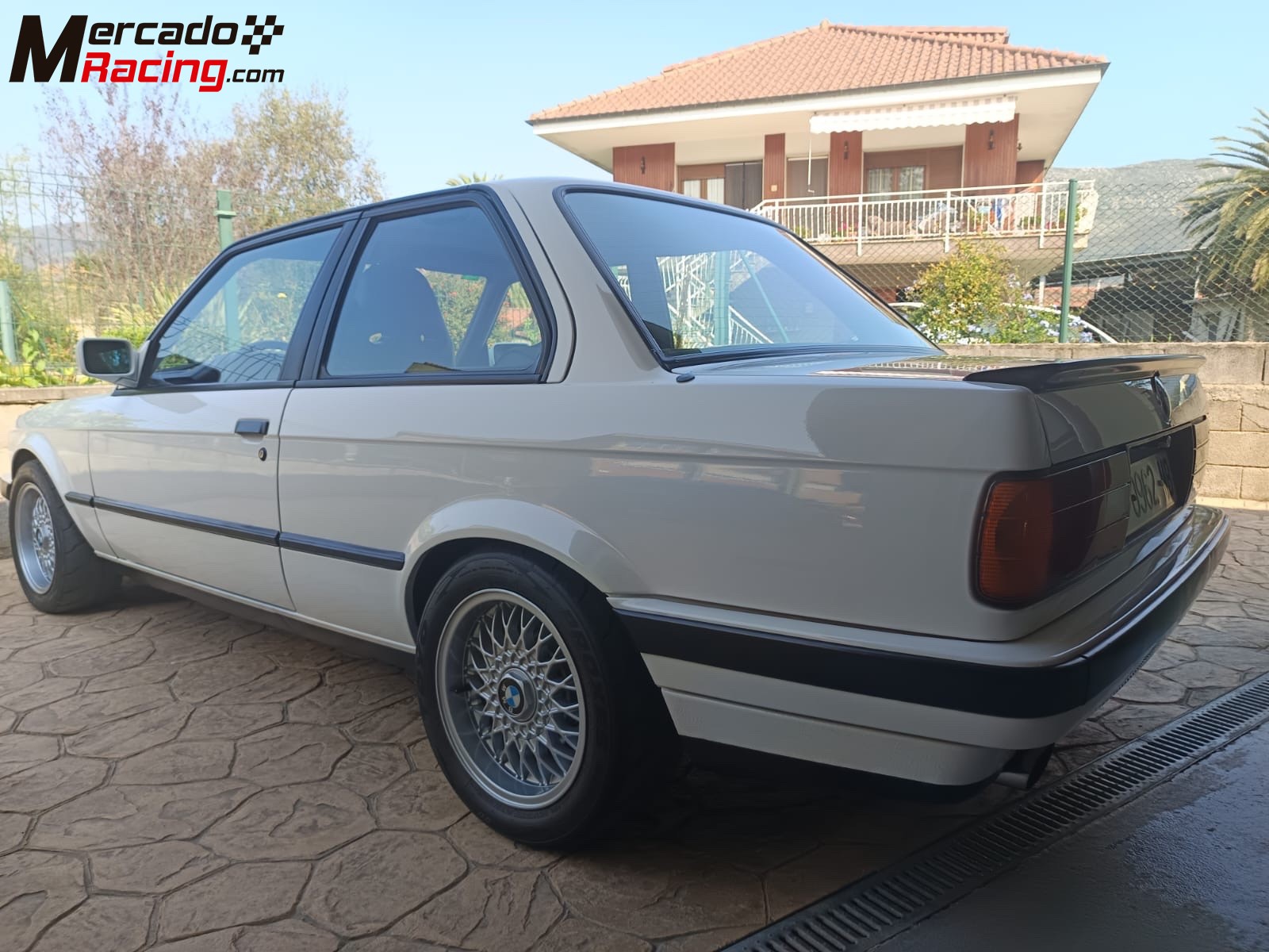 Se vende bmv  e30 impoluto