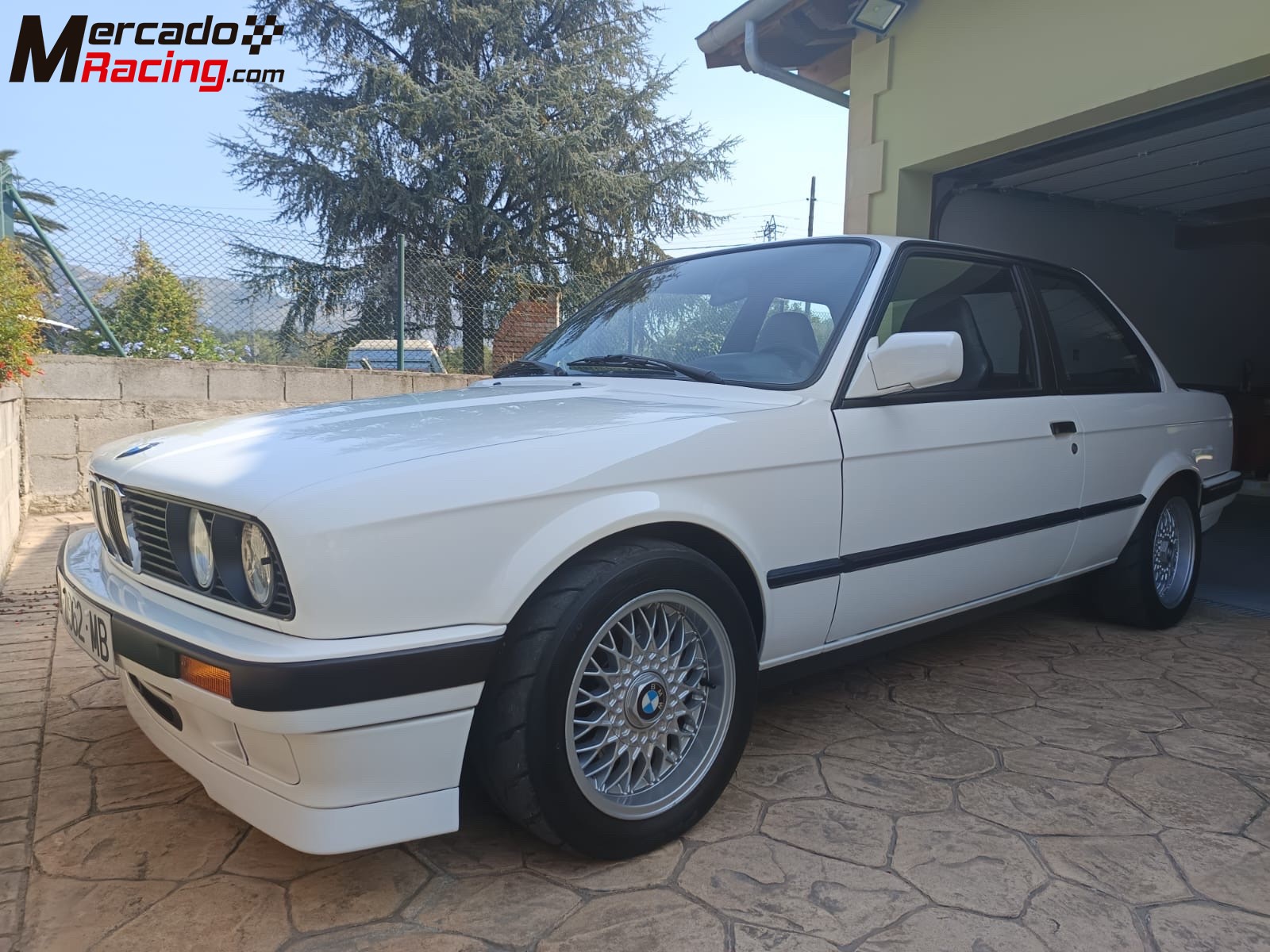 Se vende bmv  e30 impoluto