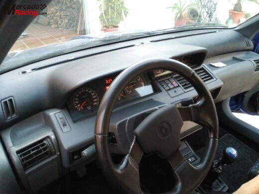Renault clio 1.8 16-v primera serie 