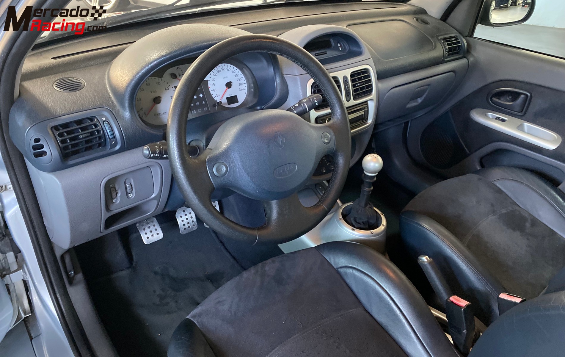 Renault clio v6 fase 1