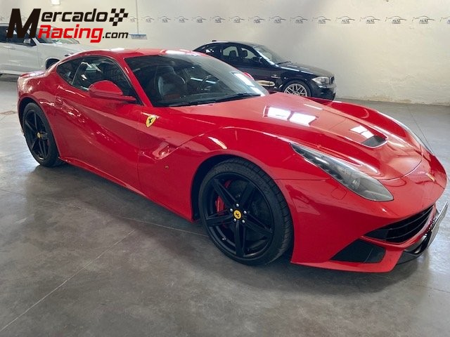 Ferrari f12 v12 atmosferico 740cv