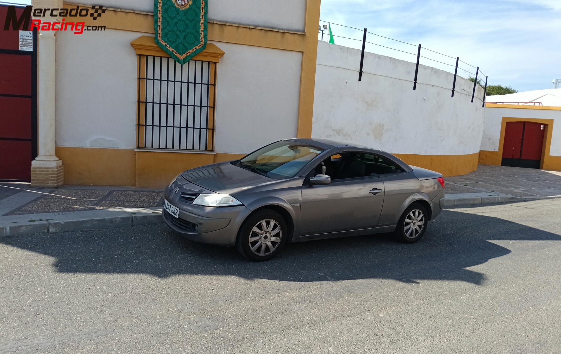 Megane cc 1.6i 2009 1500€