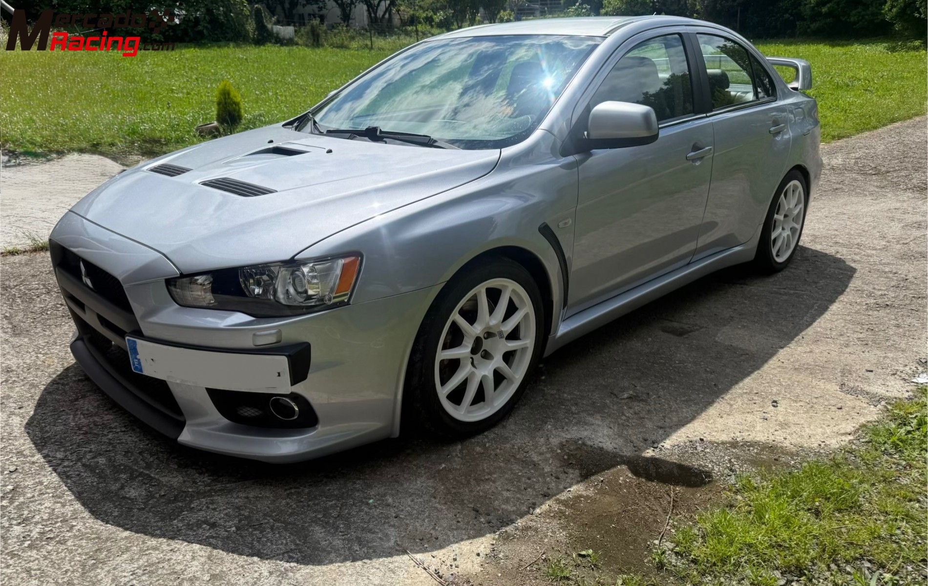 Mitsubishi lancer evo x mr