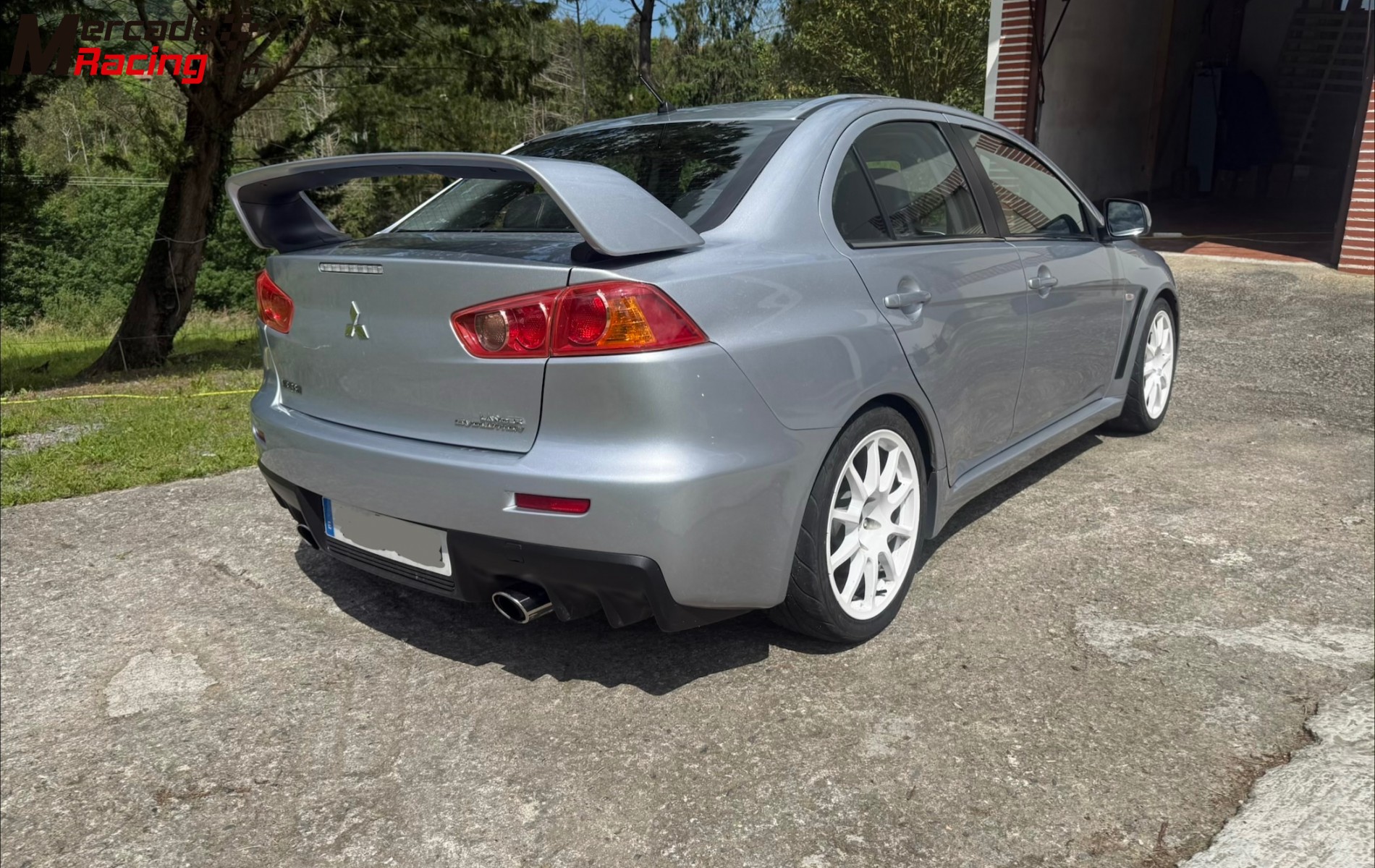 Mitsubishi lancer evo x mr