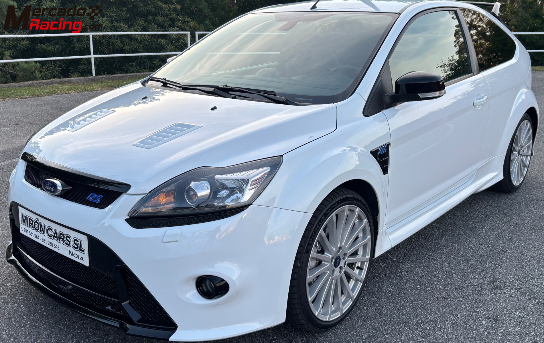 Ford focus mk2 rs 2.5 turbo 305 c.v.