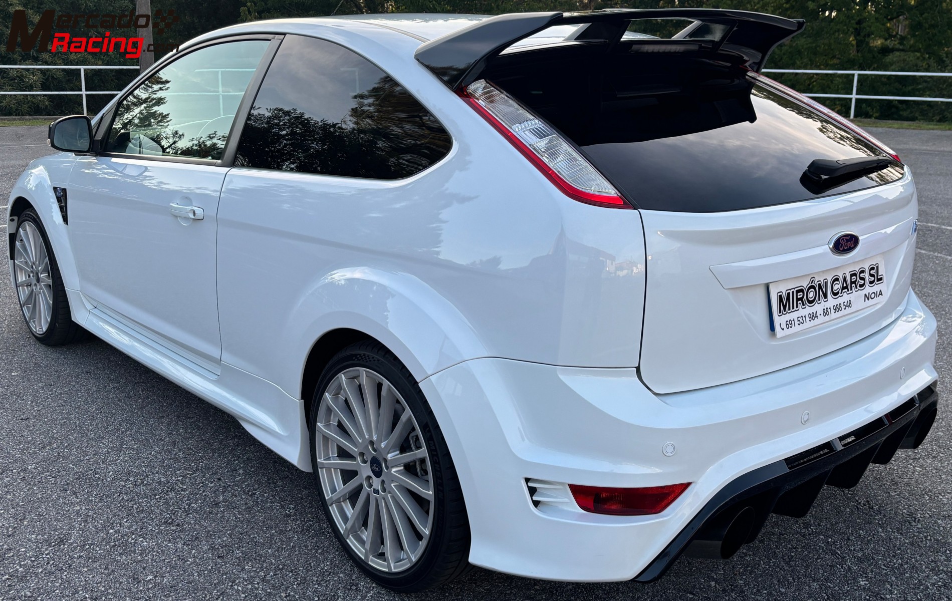 Ford focus mk2 rs 2.5 turbo 305 c.v.