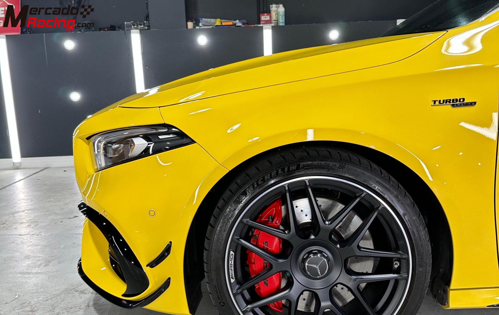 Mercedes benz a45s amg