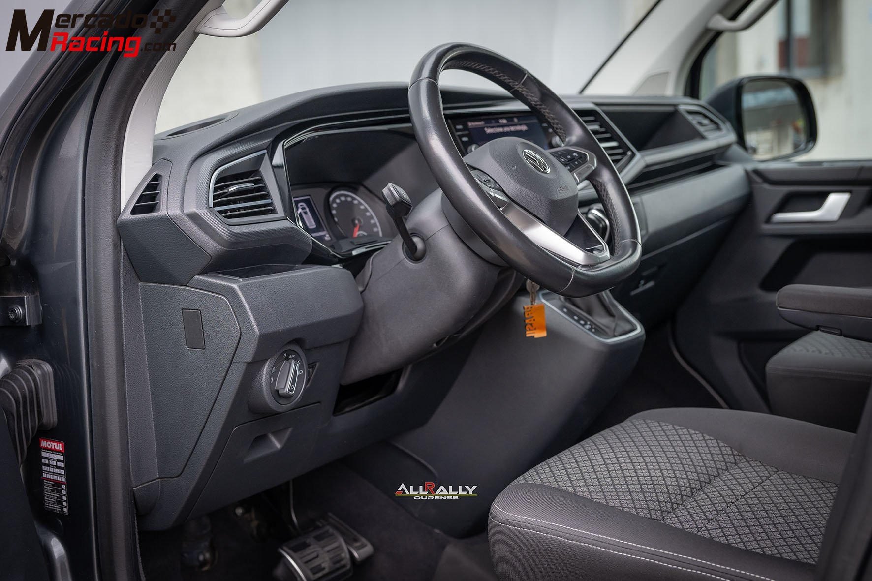 Volskwagen multivan 2021  2.0 tdi de 150 cv dsg