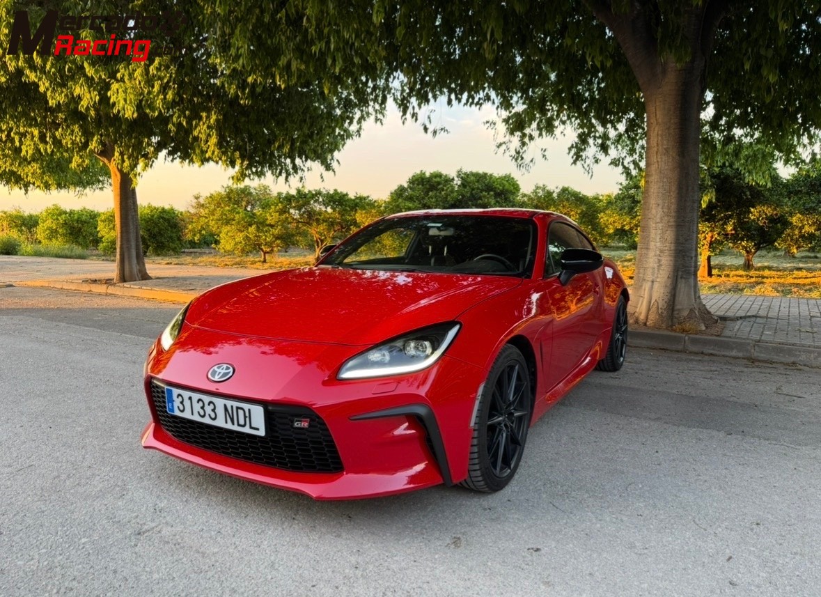 2023 toyota gr86 como nuevo