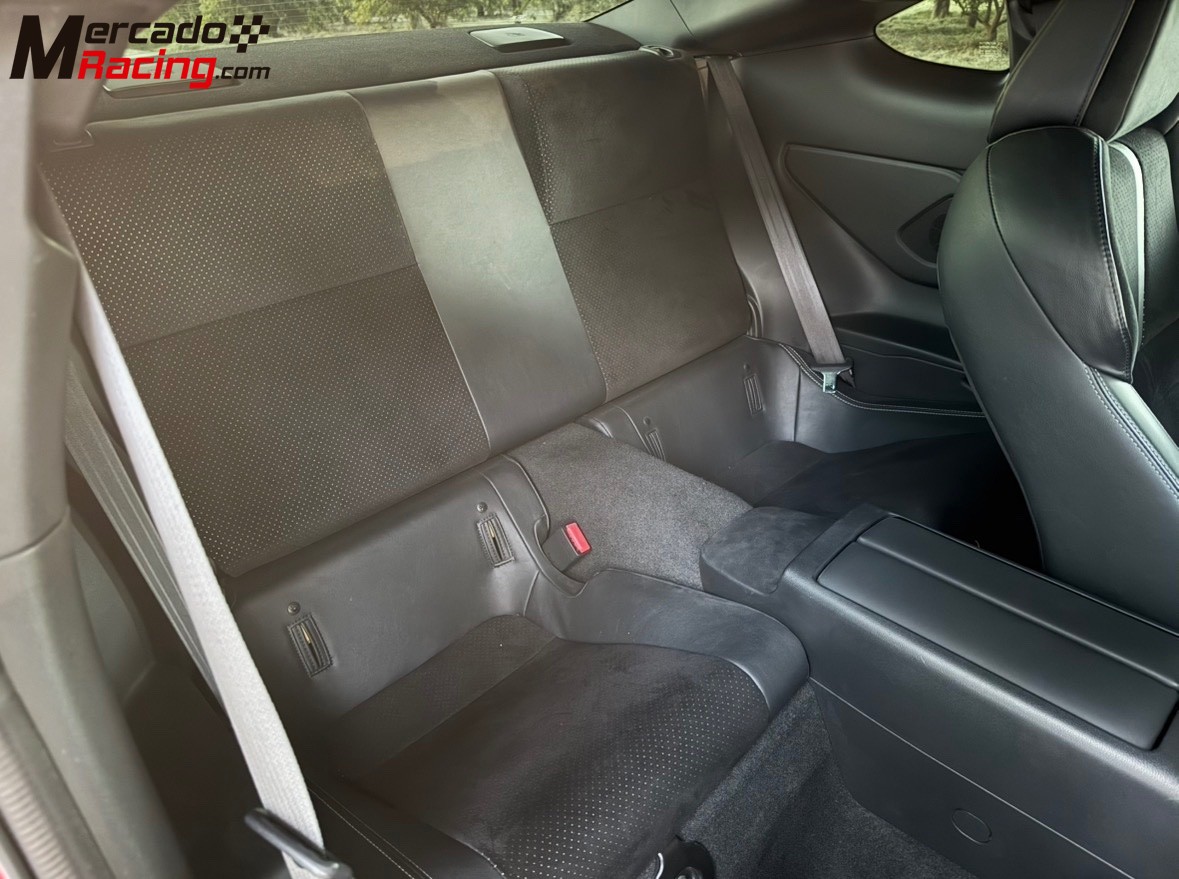 2023 toyota gr86 como nuevo