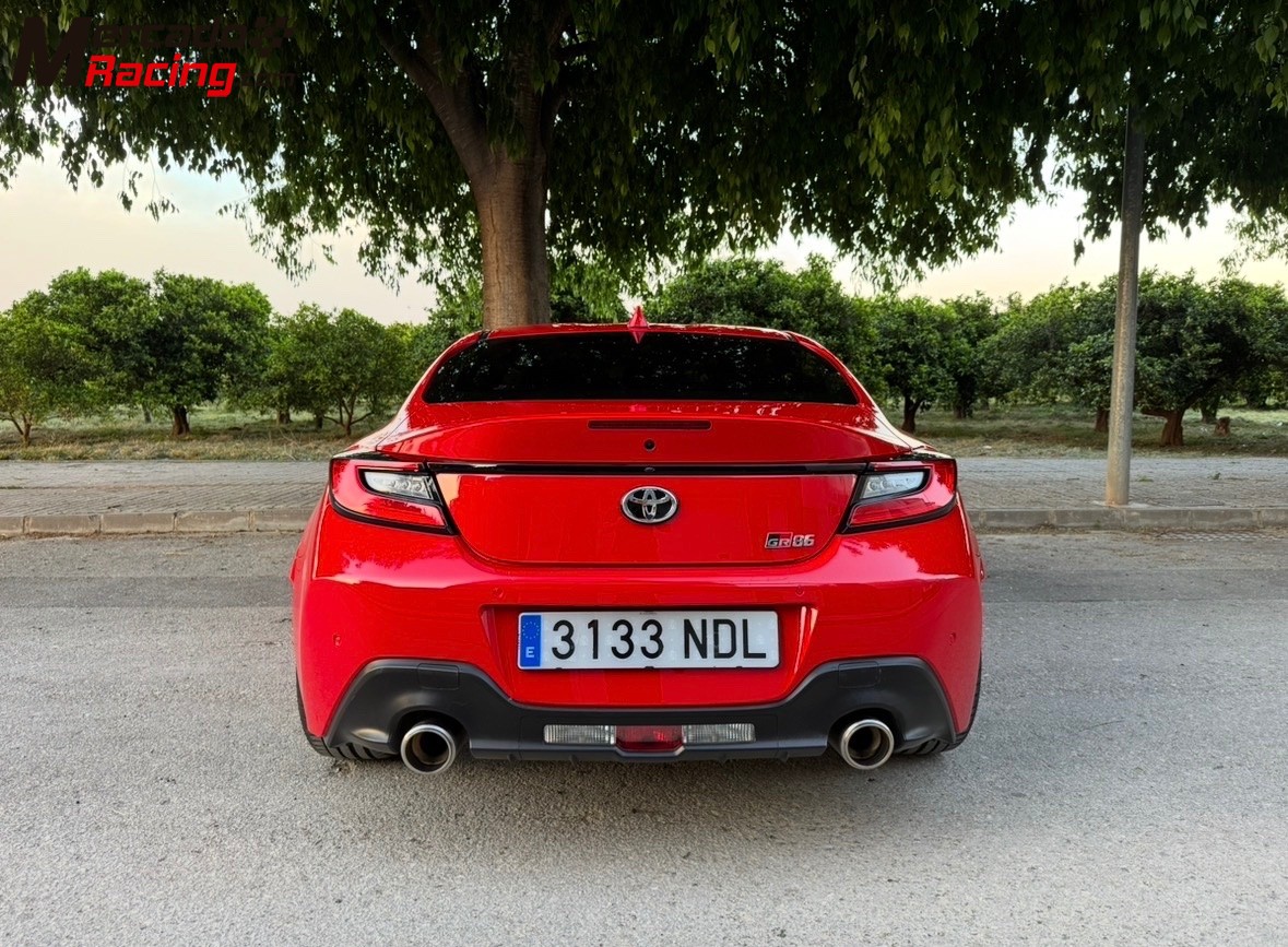 2023 toyota gr86 como nuevo