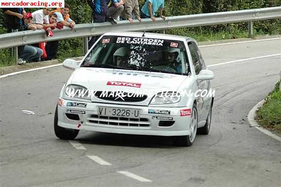 Citroen saxo construido entero en febrero del 2007.