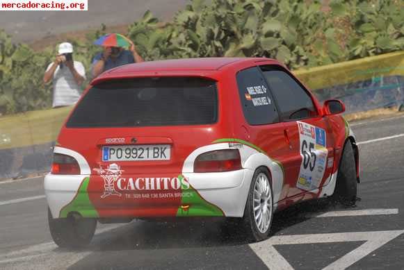 Citroen saxo con evoluciones del kitcar