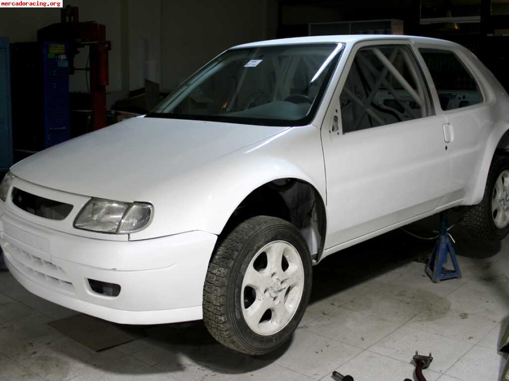 Se vende citroën saxo carrocería tipo kit car