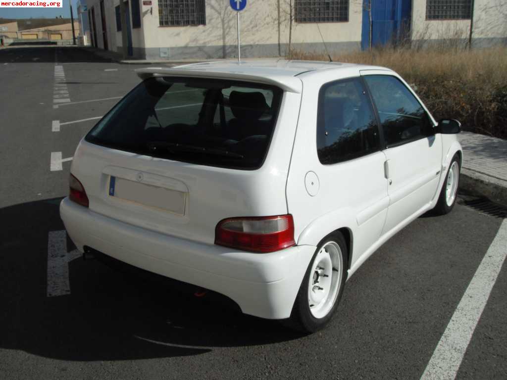 Saxo 1.6 vts / 80.000km del 99 fase1 (con golpe) 600€